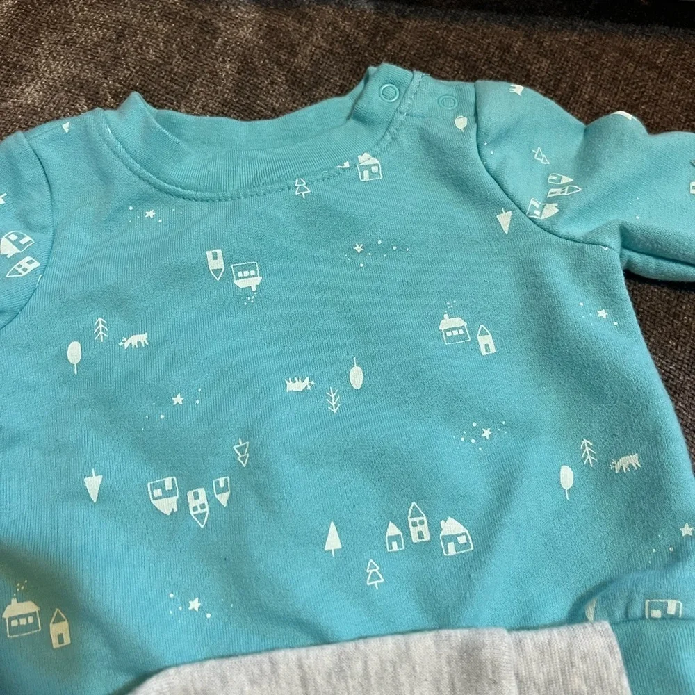 0-3 Months Baby Clothes Bundle - great condition!